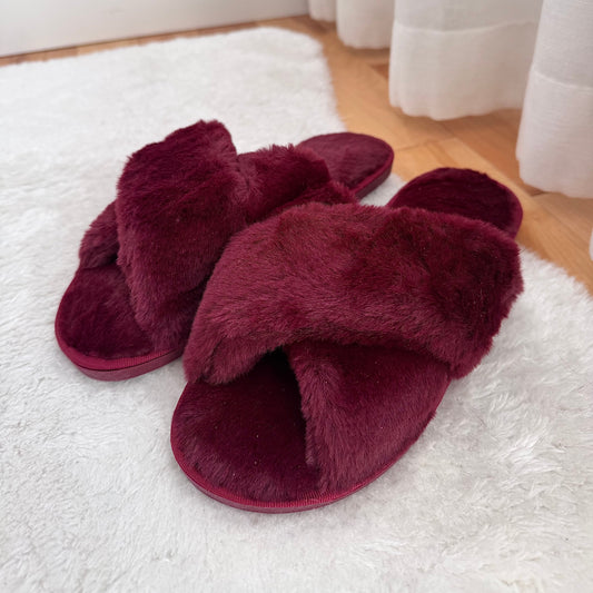 Nordic Cozy Cross Band Slippers