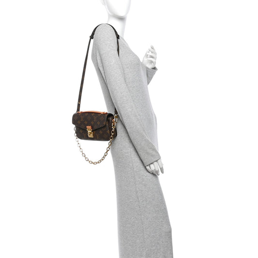Monogram Pochette Metis East West